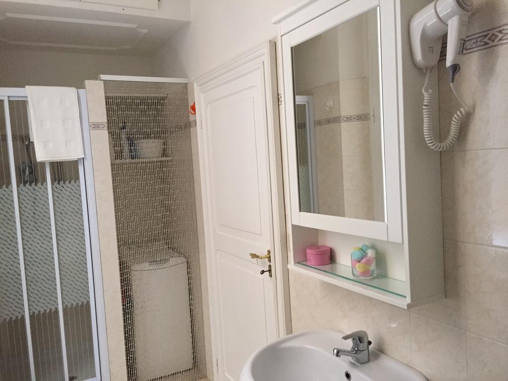 Temporary House Oberdan Apartment โบโลญญา ภายนอก รูปภาพ