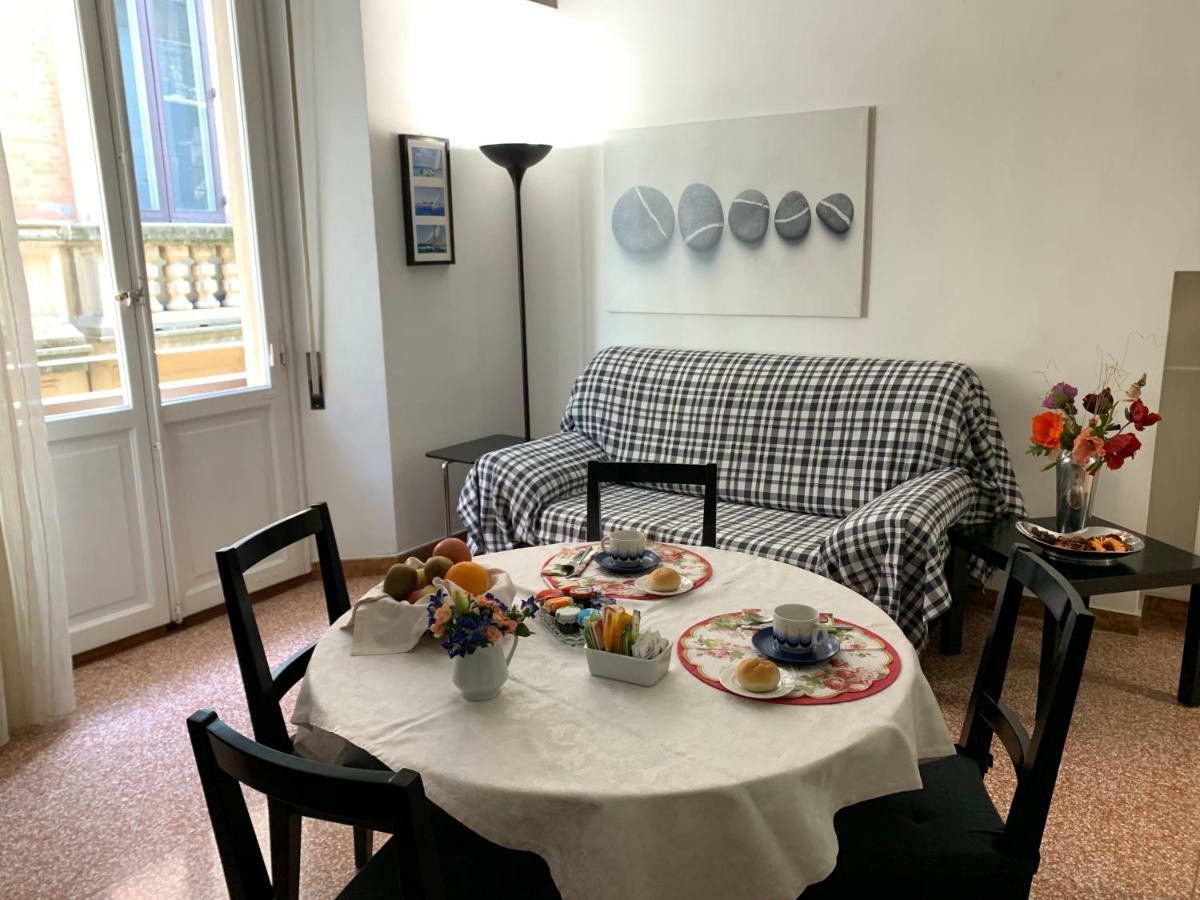 Temporary House Oberdan Apartment โบโลญญา ภายนอก รูปภาพ