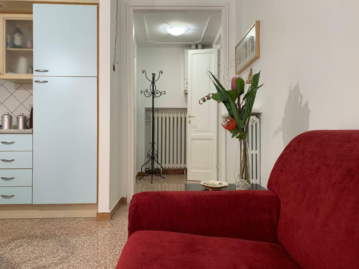 Temporary House Oberdan Apartment โบโลญญา ภายนอก รูปภาพ